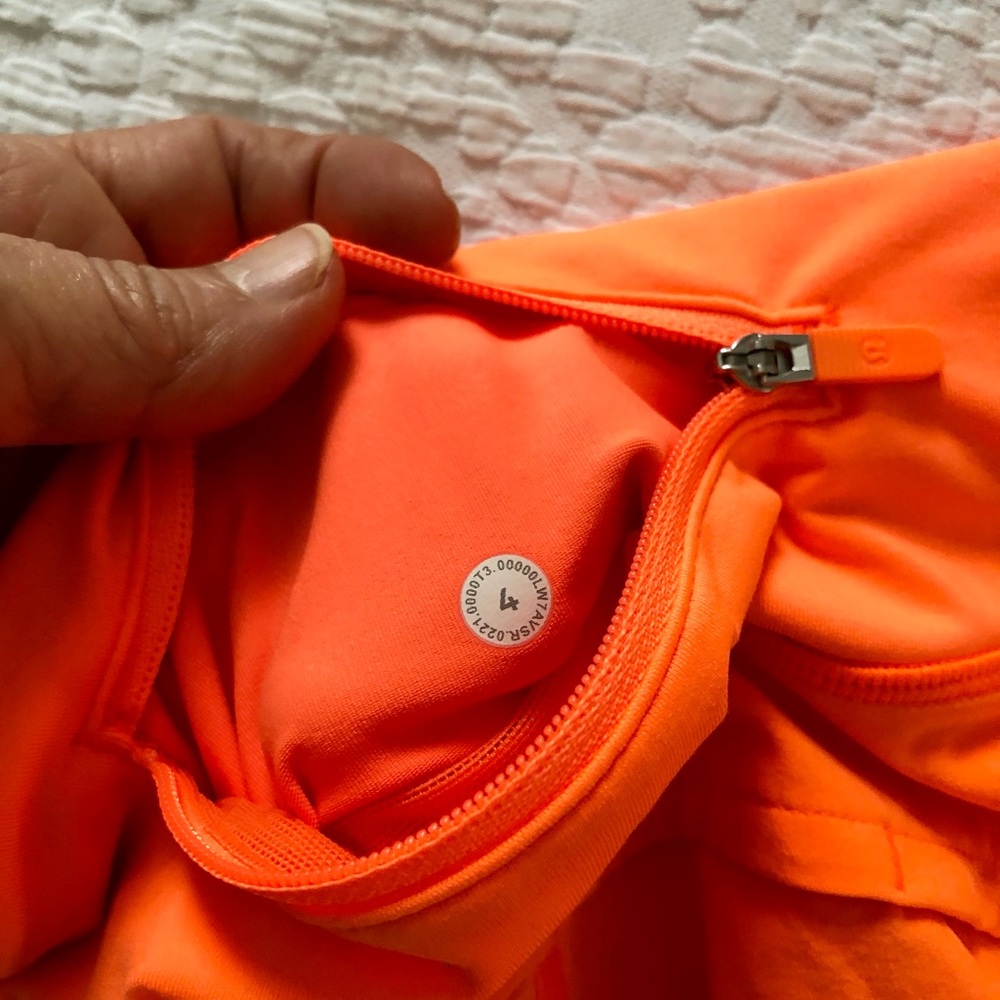 LULULEMON Speed Up Shorts 2.5" Orange Size 4 EUC - Picture 4 of 5